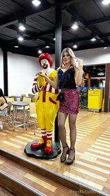 Миниатюра Индивидуалка Ксюша Центральный Фотография 