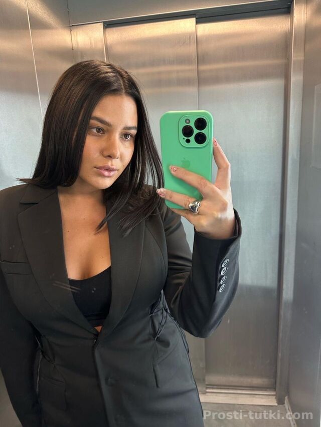 Салон Малина Фестивальный Фотография 