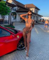 Миниатюра Индивидуалка Карина Фотография 