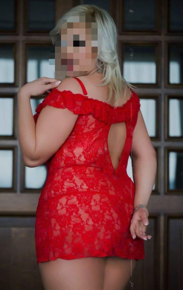 Массажистка Александра Гидростроителей