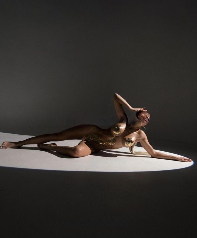 Индивидуалка Мира Фотография 